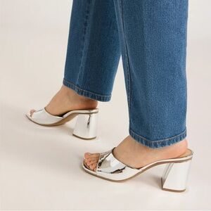 NIB - Scoop NYC - Angelica Slide Mule Block Heel - Silver Mirror, Size 6